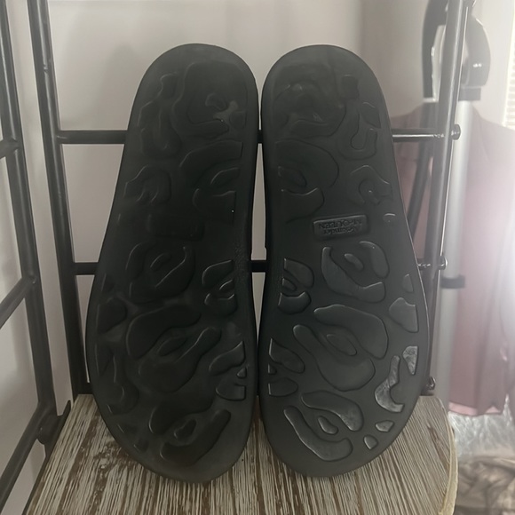 Alexander McQueen black red heart pool slide sandals size 42 US 9 - Picture 3 of 4